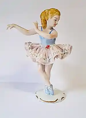 Keramiek overige - porseleinen ballerina- beeldje met kanten tutu . kopen? Bied vanaf 20!