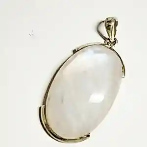 Nieuwe 925 zilveren hanger met prachtige regenboog maansteen kopen? Bied vanaf 50!