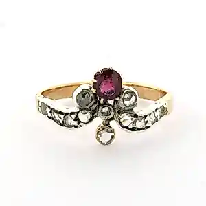 18k bicolour gouden ring bezet met robijn en roos geslepen diamant tot. 0.10ct kaufen? Bieten Sie von 220!