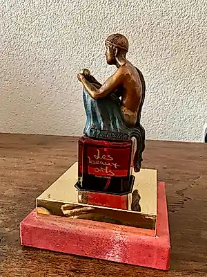 Patrizia Guerresi - Bronzen Sculptuur, titel Paris, op parfumfles E&C gesigneerd en met certificaat kaufen? Bieten Sie von 125!