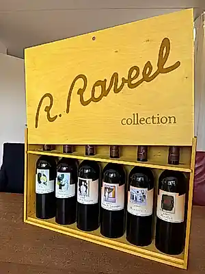 AcheterRoger Raveel - Wijnkist - Eerste originele wijnuitgave - 1999 - Etiketten door Roger Raveel? Enchérissez de 60!