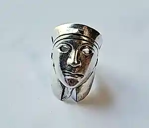Buy In zeer goede staat zilveren egyptische farao statement ring Toutankhamon? Bid from 45!