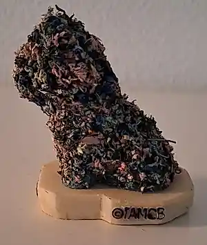 Jeff Koons - Multiple Flower Puppy met originele verpakking kaufen? Bieten Sie von 116!