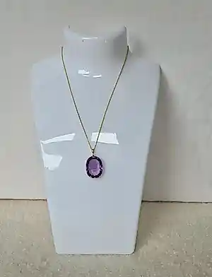 18k gouden ketting met natuurlijke Amathiest kopen? Bied vanaf 300!