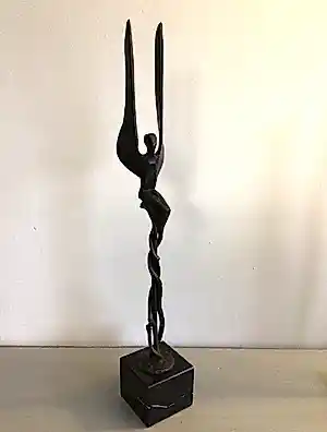 Buy Klaas van den Berg - Sculptuur “ Godin Athena “..? Bid from 95!