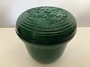 AcheterHeinrich Hoffmann - Art Deco Malachiet bakje met deksel? Enchérissez de 45!
