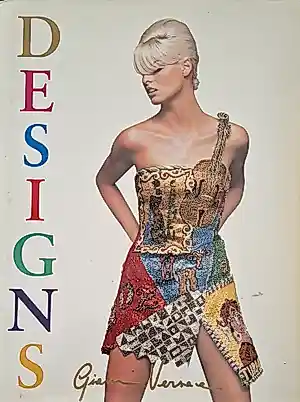 Gianni Versace - Designs kaufen? Bieten Sie von 30!