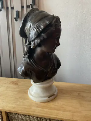 Grinam Niam - Bronzen buste van vrouw kopen? Bied vanaf 140!