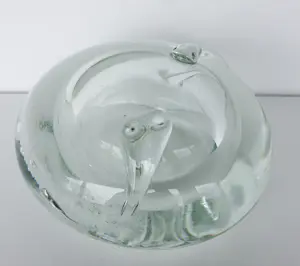 Onbekend - Zwaar rond glasobject met gedraaide vormen kopen? Bied vanaf 60!