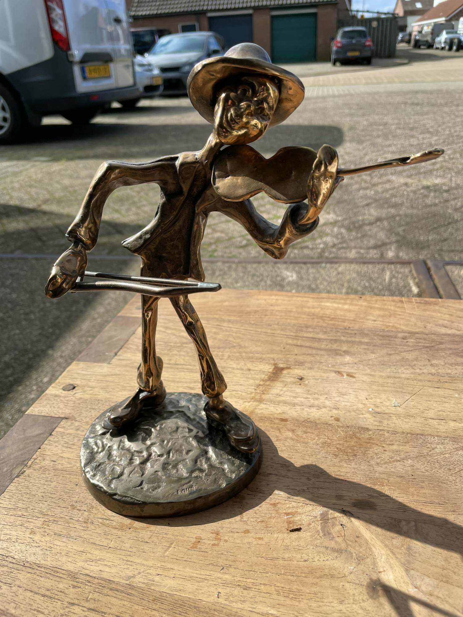 Yves Lohe - Man met viool verkocht voor € 80!