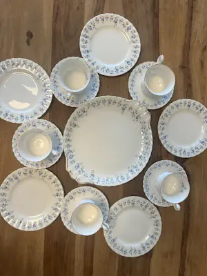 Wedgwood - De Royal Albert Memory Lane-service kopen? Bied vanaf 100!