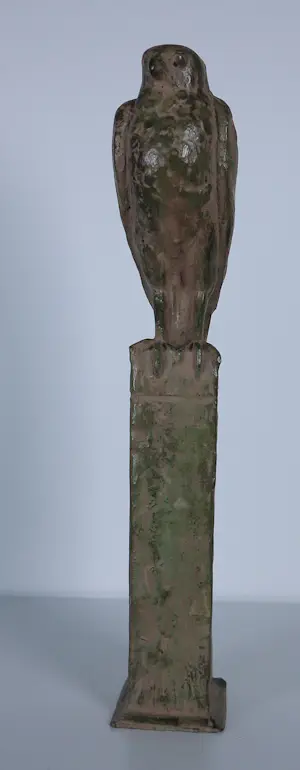 Tineke Nusink - (toegeschreven aan), Brons, Valk kopen? Bied vanaf 400!