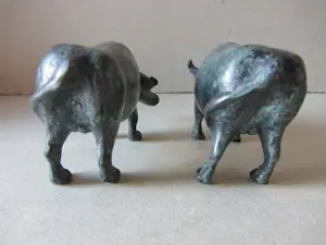 Brons (Onbekend) - 2 bronzen Aziatische karbouwen kopen? Bied vanaf 20!