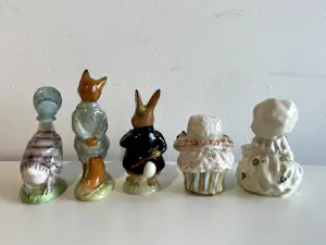 Keramiek overige - Lot van diverse keramieken items o.a. Beatrix Potter figuren & Struisvogelei kopen? Bied vanaf 60!