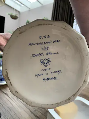 Buy Plateelbakkerij Ram - Delfstblauwe vaas? Bid from 50!