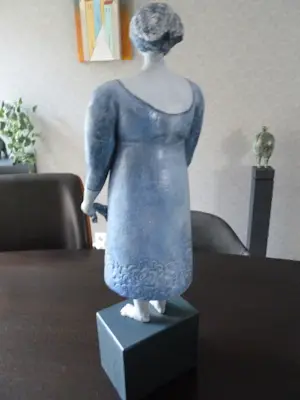 Onbekend - Elegante Dame gemaakt in vintage tijd jaren “70 kopen? Bied vanaf 10!