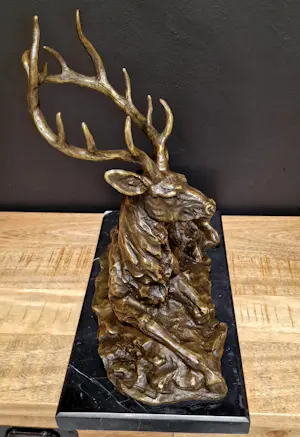 Thomas Francois Caetier - Bronsen hert kopen? Bied vanaf 500!