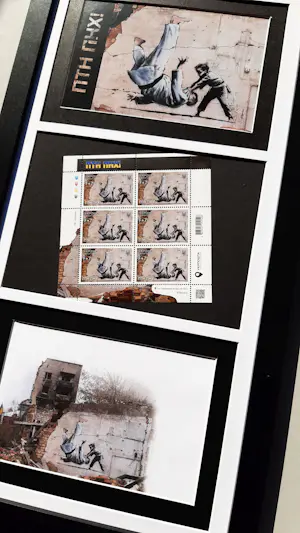 Banksy - Banksy ingelijste Maximum-kaart FDC met annuleringsstempel 24.02.2023 Kiev -2023 kopen? Bied vanaf 100!