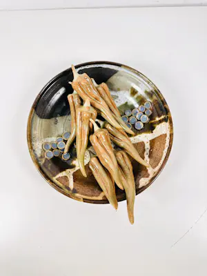 Onbekend - Studio Pottery Okra Centrepiece kaufen? Bieten Sie von 60!