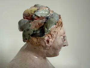 Onbekend - zittende vrouw van keramiek kopen? Bied vanaf 20!