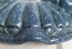 Het Tegelhuis - Asbak op drie poten kopen? Bied vanaf 30!