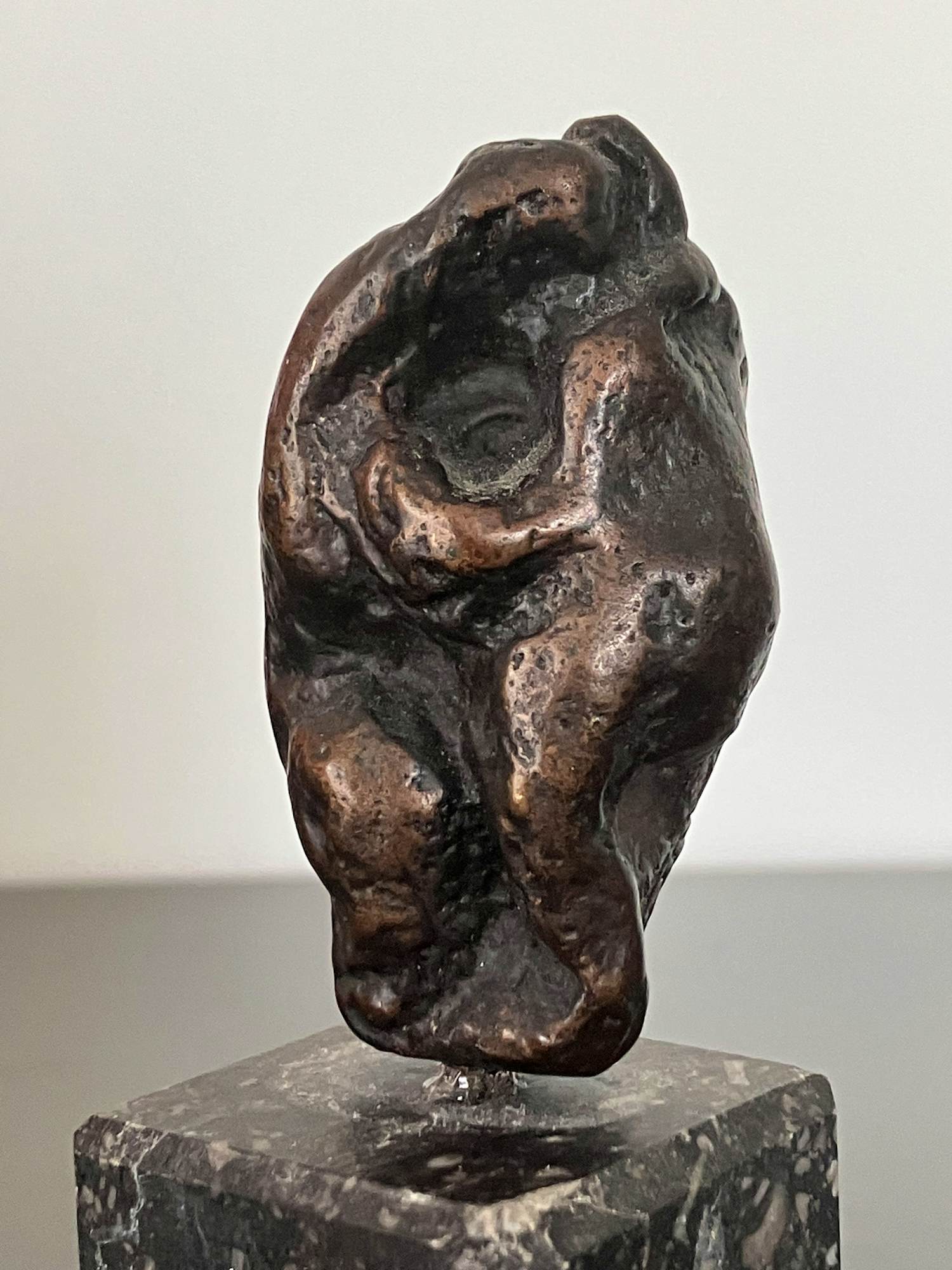 Brons (Onbekend) - Innige omhelzing verkocht voor € 50!