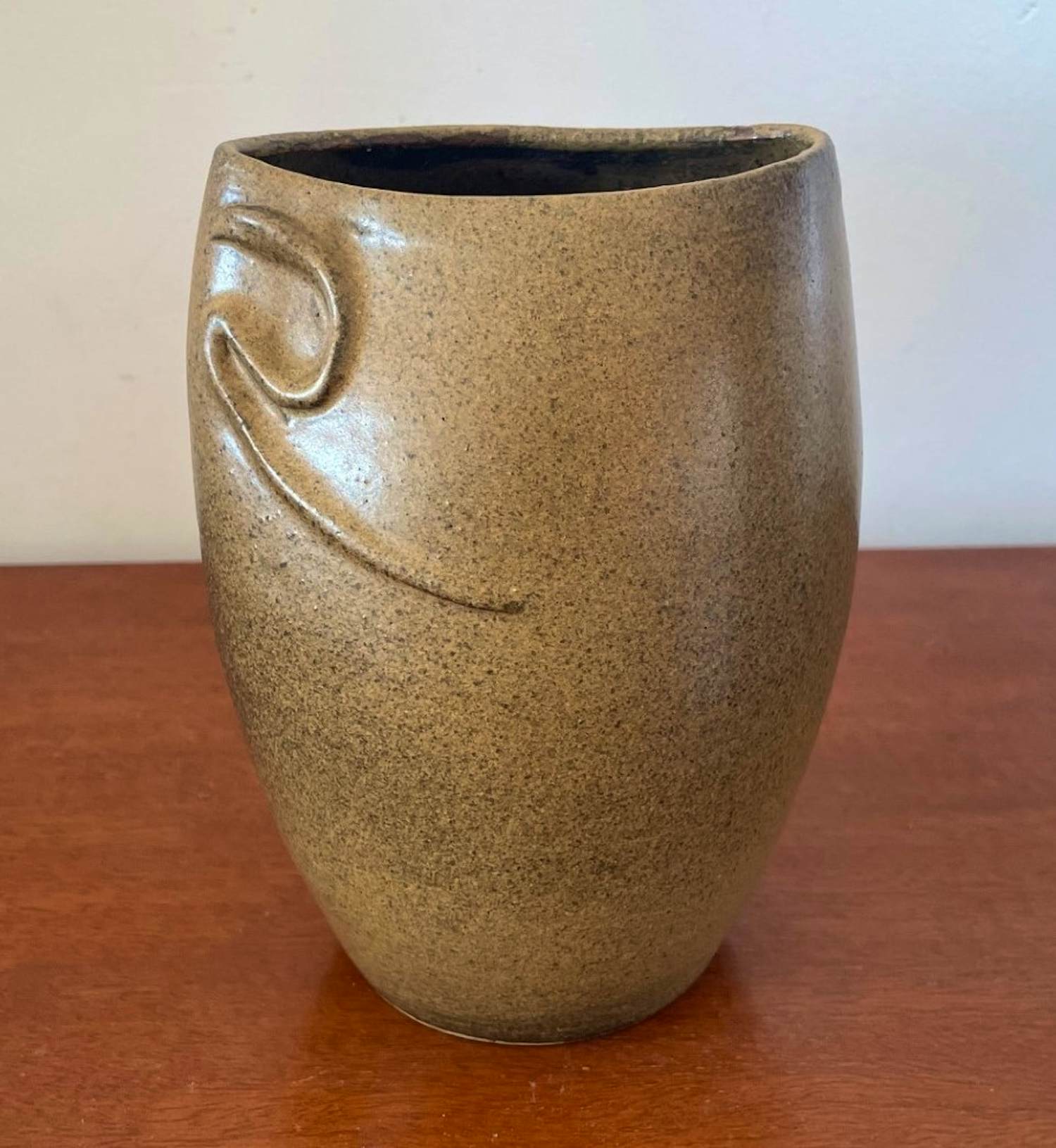 Keramiek overige - Pottenbakkerij J.R. Catharina Geldrop - Bruine studio keramische vaas verkocht voor € 10!