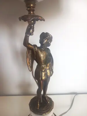 Onbekend - Art NouveauTafellamp met sculptuur kopen? Bied vanaf 35!