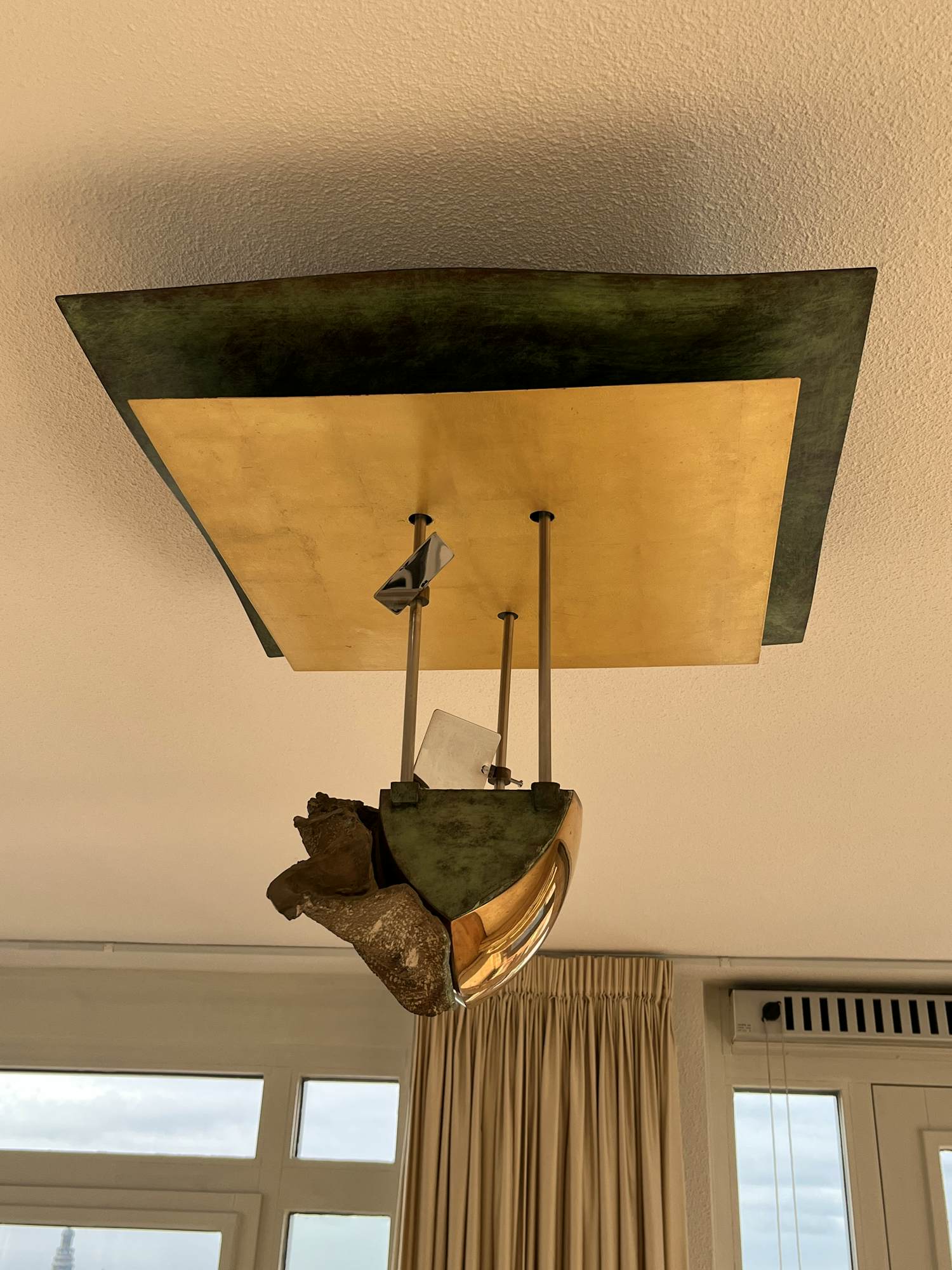 Rob Thalen - Lamp gemaakt van edelmetalen verkocht voor € 250!