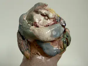 Onbekend - zittende vrouw van keramiek kopen? Bied vanaf 20!