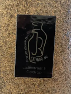 Keramiek overige - Pottenbakkerij J.R. Catharina Geldrop - Bruine studio keramische vaas kopen? Bied vanaf 10!