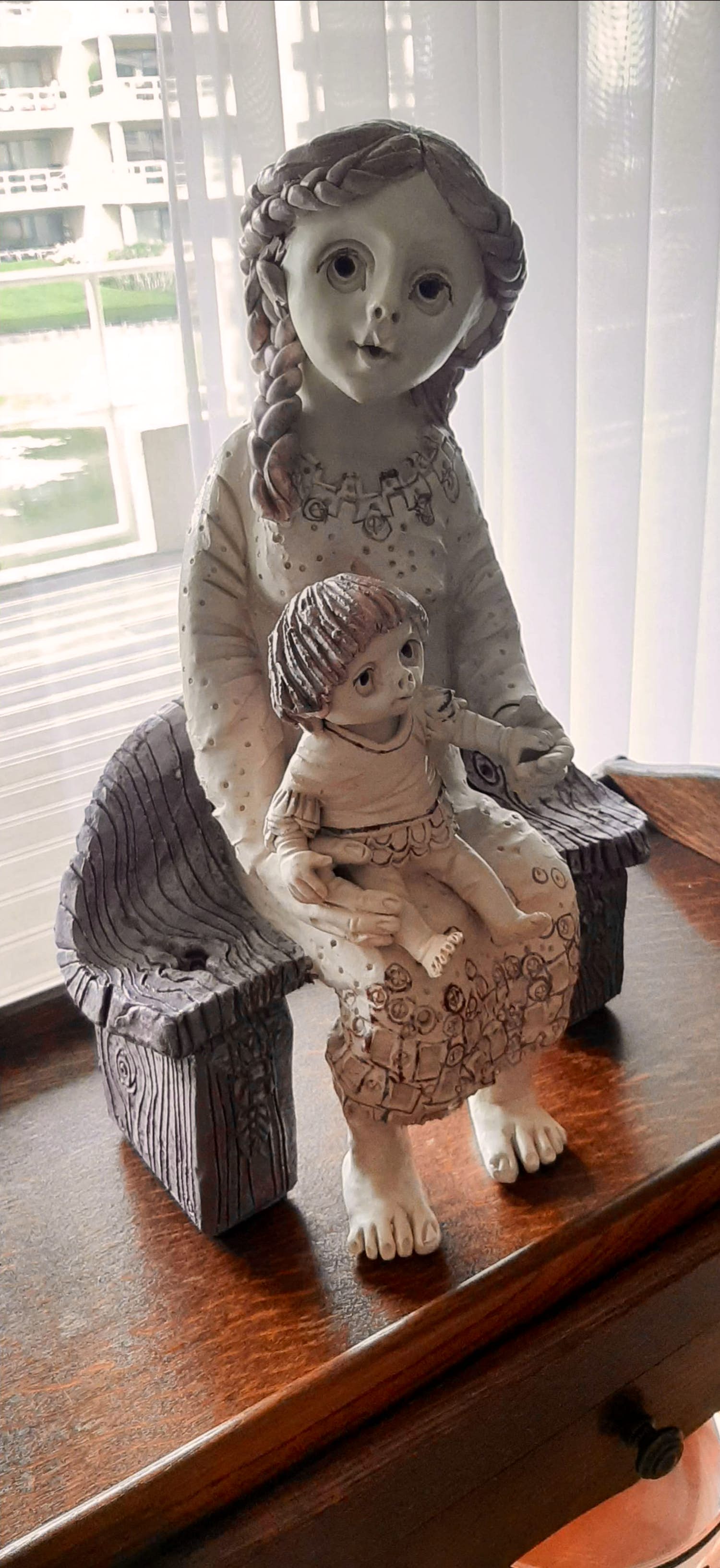 May Claerhout - Moeder-en-kind kopen? Bied vanaf 100!