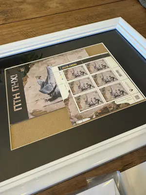 Banksy - Banksy (1974) - FCK PTN! ingelijst - Complete set kopen? Bied vanaf 150!