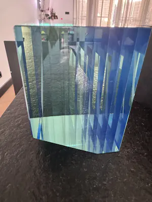 Bohumil Elias - Blue glass cube kopen? Bied vanaf 150!