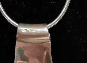 In nieuwstaat Zilveren ketting en hanger gezet met maansteen kopen? Bied vanaf 35!