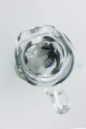 Onbekend - Organisch en asymetrisch gevormde glazen kan / karaf met metaaleffect kopen? Bied vanaf 70!