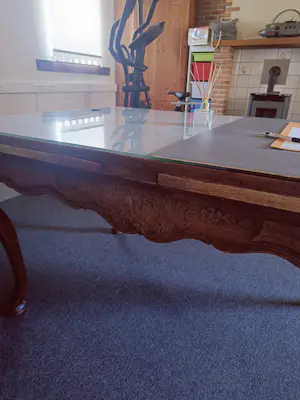 Onbekend - Antieke tafel met stoelen, nieuwe bekleding kopen? Bied vanaf 50!