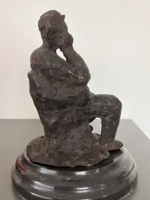 Brons (Onbekend) - Zittende vrouw kopen? Bied vanaf 129!