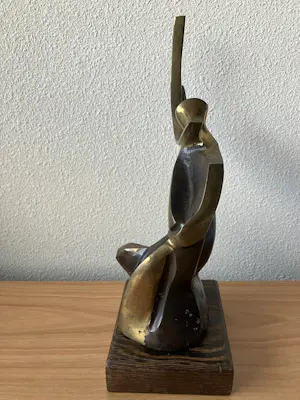 Onbekend - Zwaar massief modern bronzen beeld - 3 kg. kopen? Bied vanaf 120!