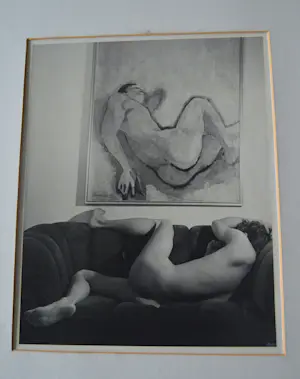 Onbekend - Naakt onder schilderij. Monogram; JB kopen? Bied vanaf 50!