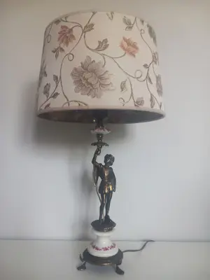 Onbekend - Art NouveauTafellamp met sculptuur kopen? Bied vanaf 35!