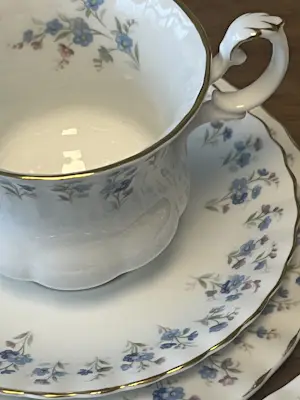Wedgwood - De Royal Albert Memory Lane-service kopen? Bied vanaf 100!