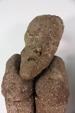 Onbekend - Keramiek, Set van twee staande figuren kopen? Bied vanaf 150!