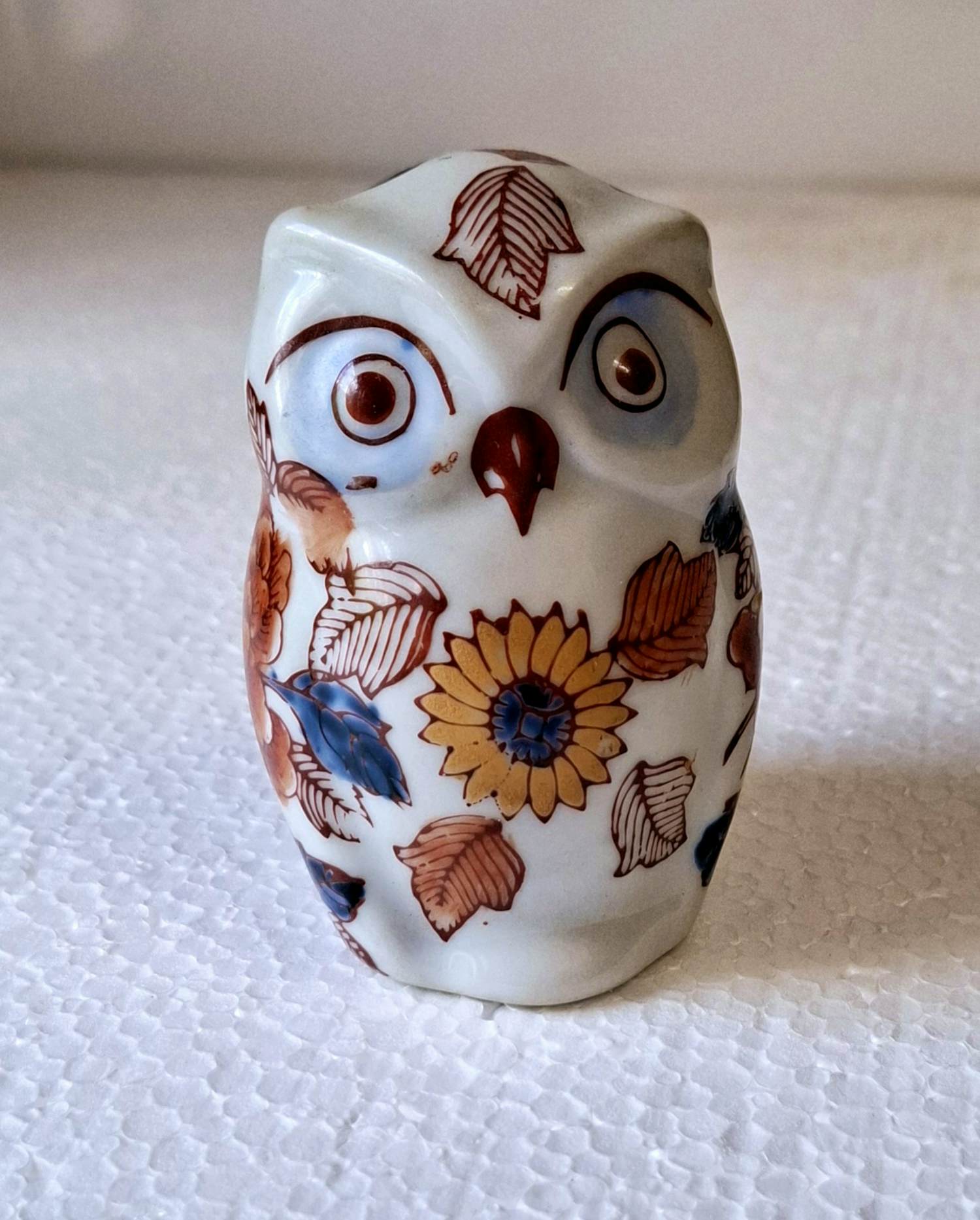 Keramiek overige - vintage Chinese Canton Imari geëmailleerde porseleinen uilenvogelfiguur verkocht voor € 20!