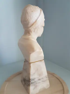 Onbekend - Buste, Begin 20ste eeuw - Jeanne dÁrc - Renaissance. kopen? Bied vanaf 20!