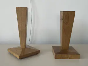 Onbekend - Twee houten art deco kandelaren kopen? Bied vanaf 20!