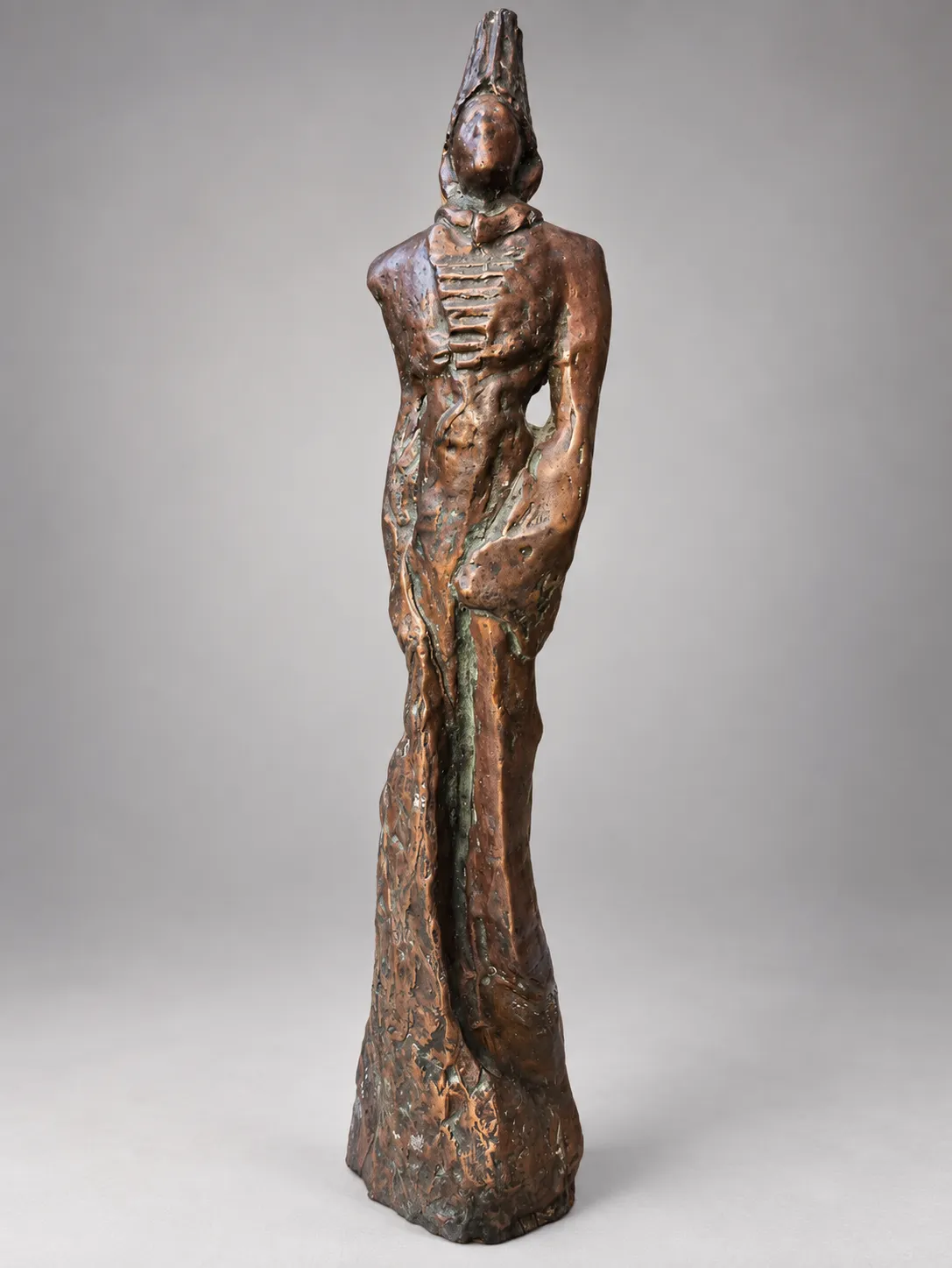Buy Brons (Onbekend) - Groot expressionistisch modernistisch figuur - 52 cm (brons)? Bid from 350!