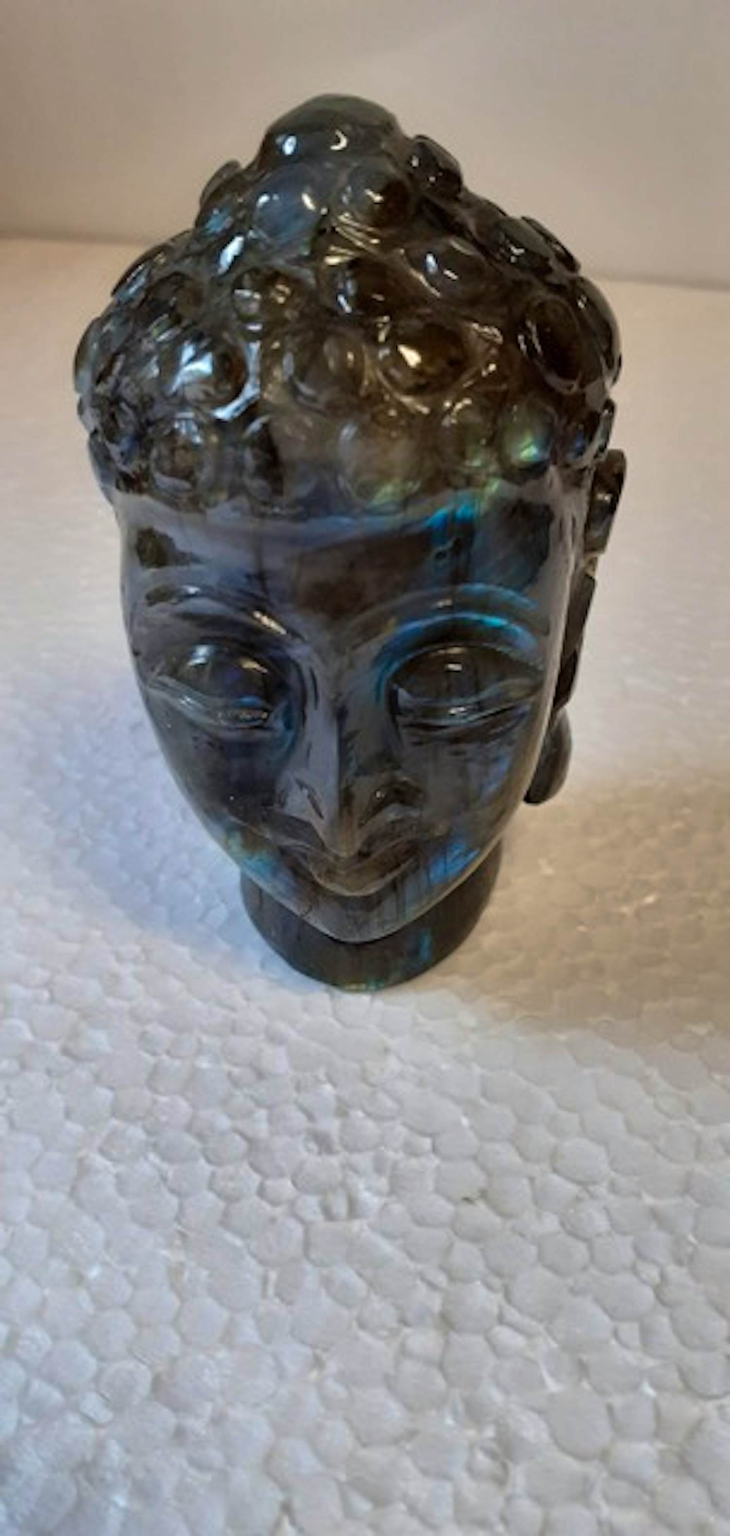 Curiosa - Boedha Hoofd van Labradoriet . verkocht voor € 10!
