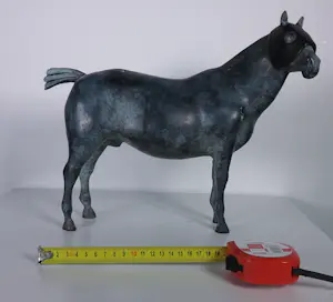 Brons (Onbekend) - Paard met masker kopen? Bied vanaf 350!