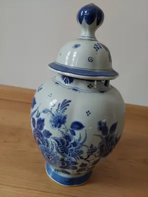 AcheterPorceleyne Fles - Delftsblauwe vazen 3 stuks handgeschilderd Royal Delft.? Enchérissez de 120!
